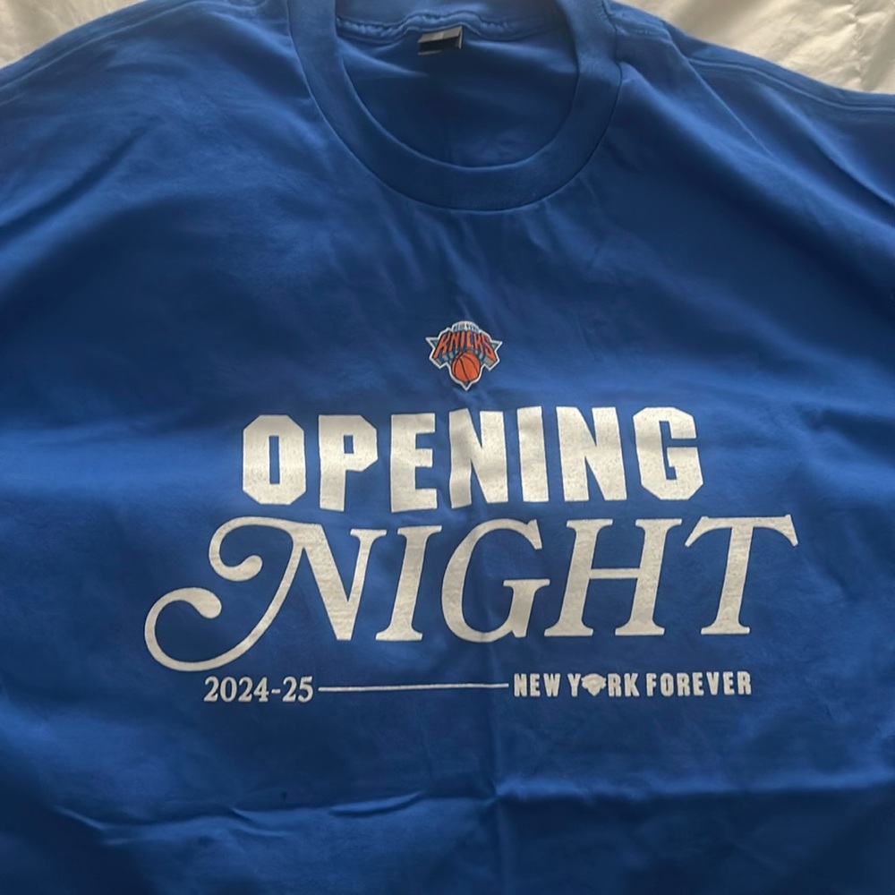new york knicks opening night tee